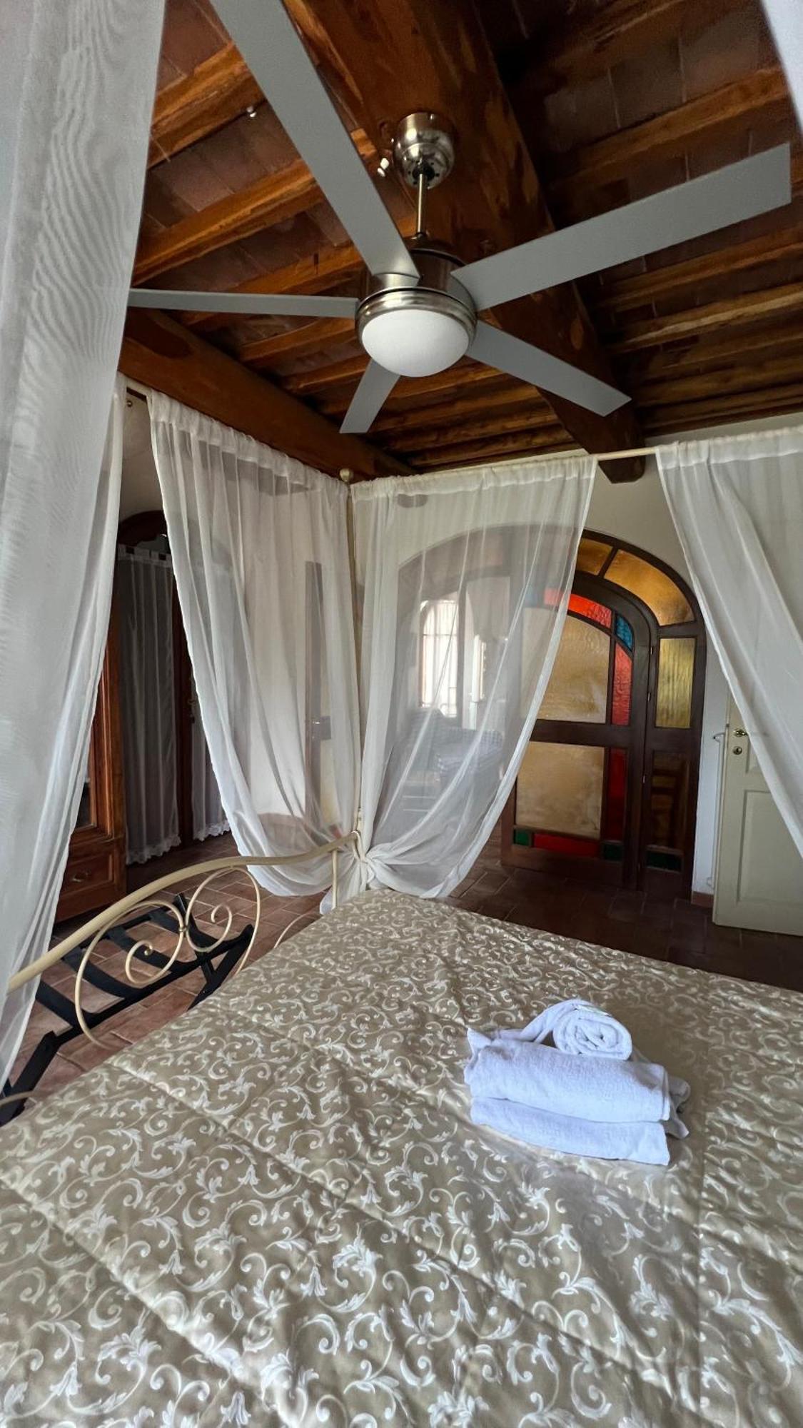 Agriturismo Casallario Volterra Bagian luar foto