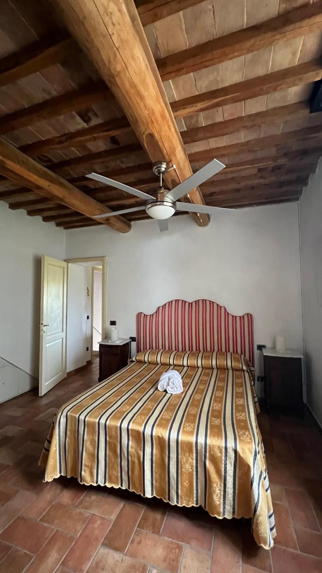 Agriturismo Casallario Volterra Bagian luar foto