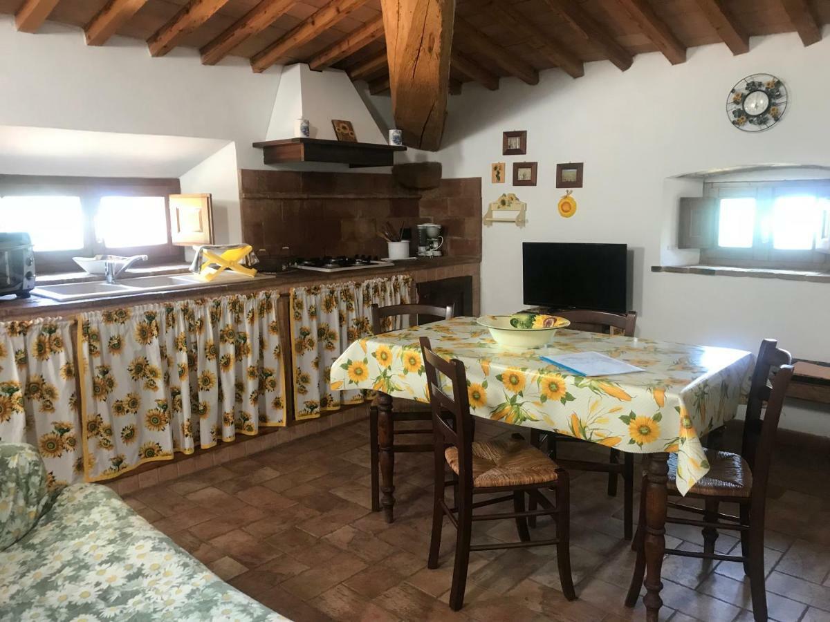 Agriturismo Casallario Volterra Bagian luar foto